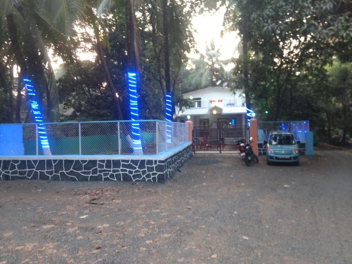 Krushna Kunj Holiday Home Alībāg Esterno foto