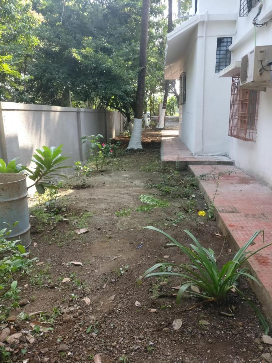 Krushna Kunj Holiday Home Alībāg Esterno foto